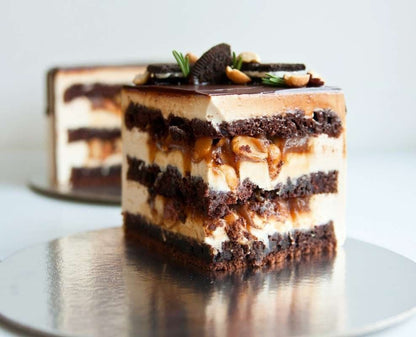 Торт для девушки с бабочками