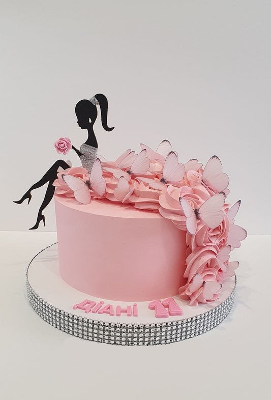 Торт для девушки с принцессой на торте